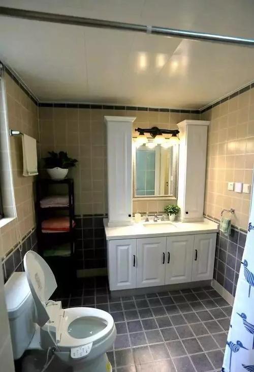 屋顶乳胶漆开怎么处理