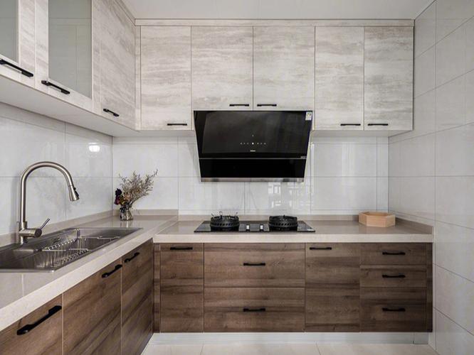 全屋整装家的白色家具的清洁小妙招